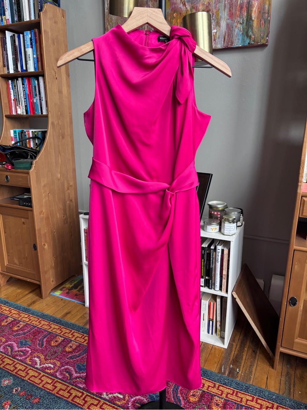 Banana Republic Satin Tie Neck Sheath Dress in Fuchsia Pink - 0P